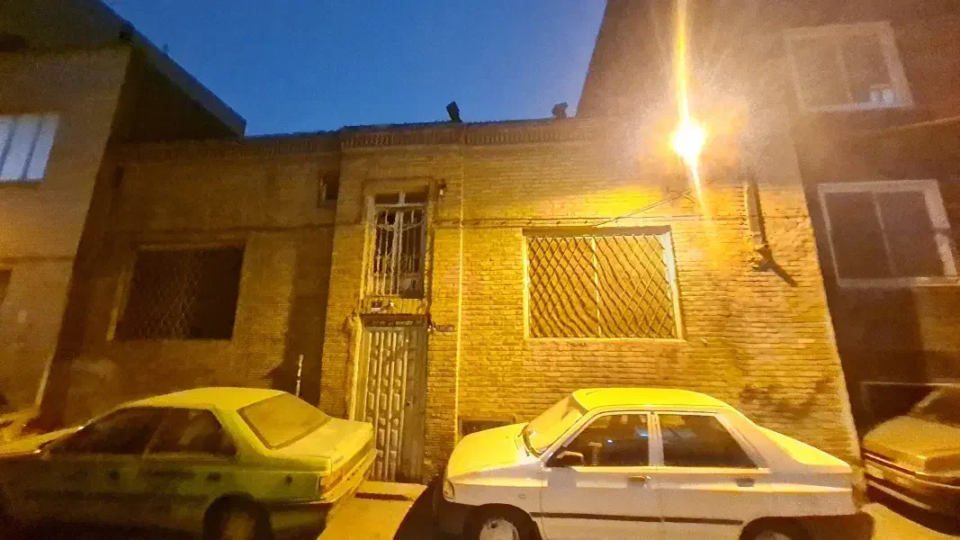 ملک کلنگی۱۱۵متری_دستور نقشه پنج طبقه_سرگردمحبی