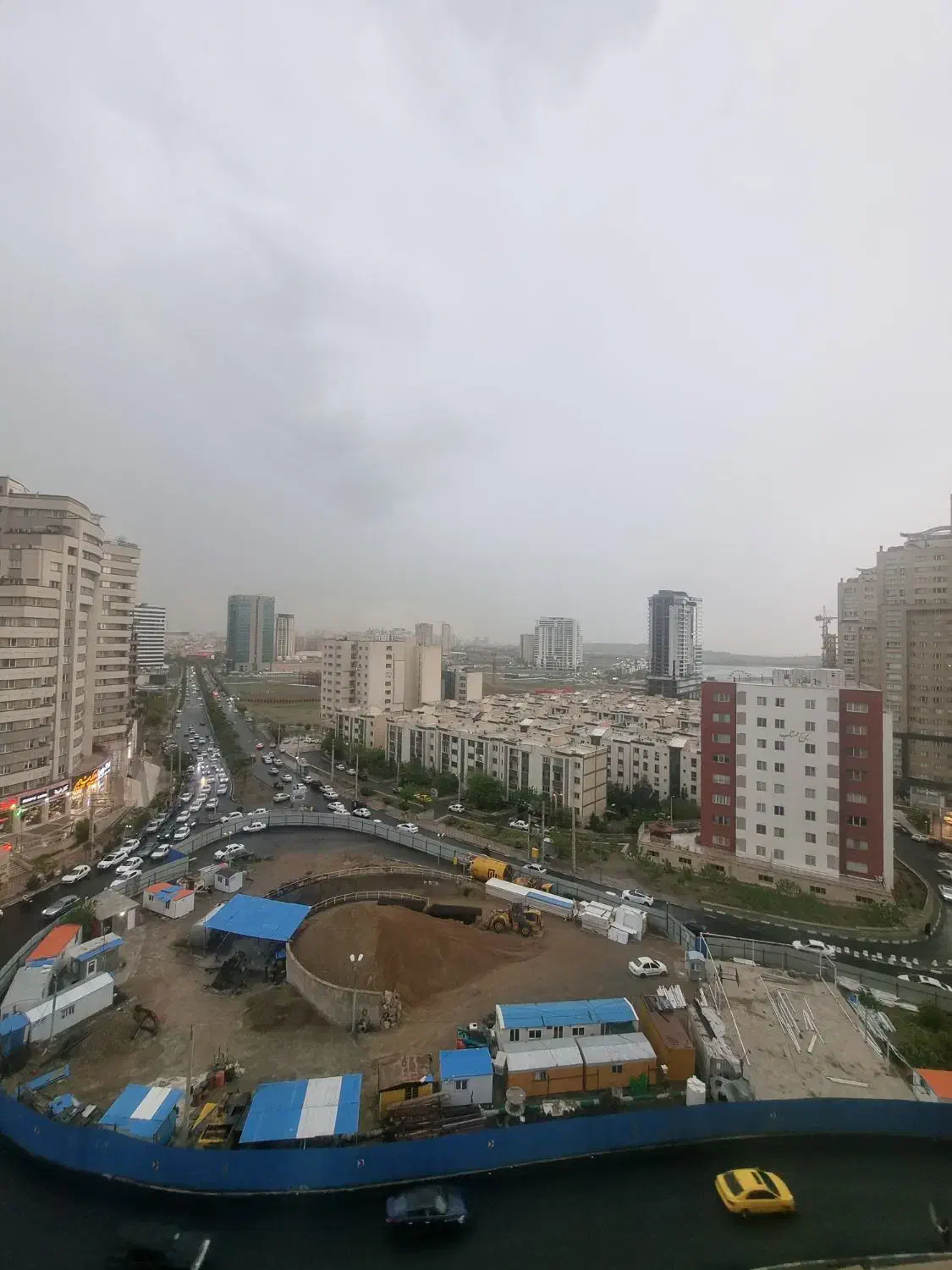 ۱۳۰ متر ۳ خوابه میدان ساحل کم واحد