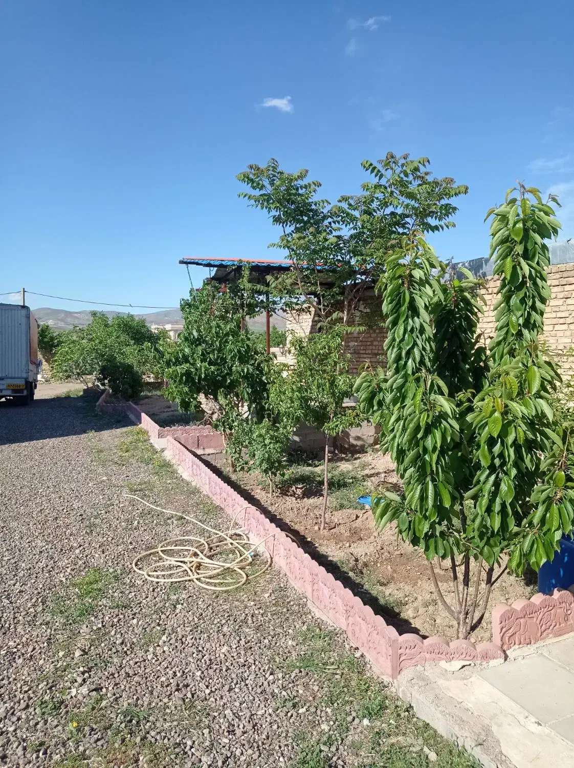خانه دوطبقه ویلای 5کیلومتری قزوین