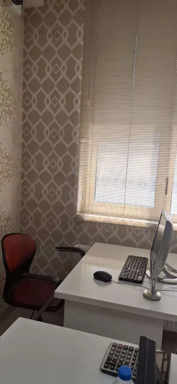 اجاره میز داخل یک واحد اداری