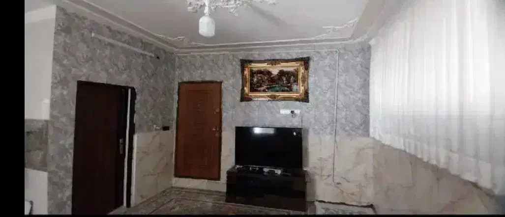 طبقه همکف راه جدا  در رستمی ۴۴