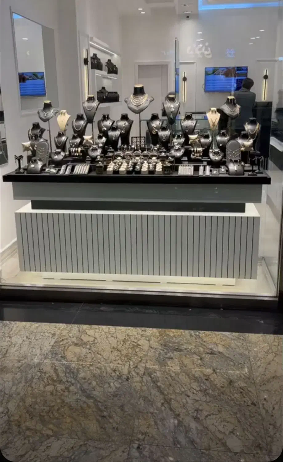 اجاره مغازه طلا فروشی