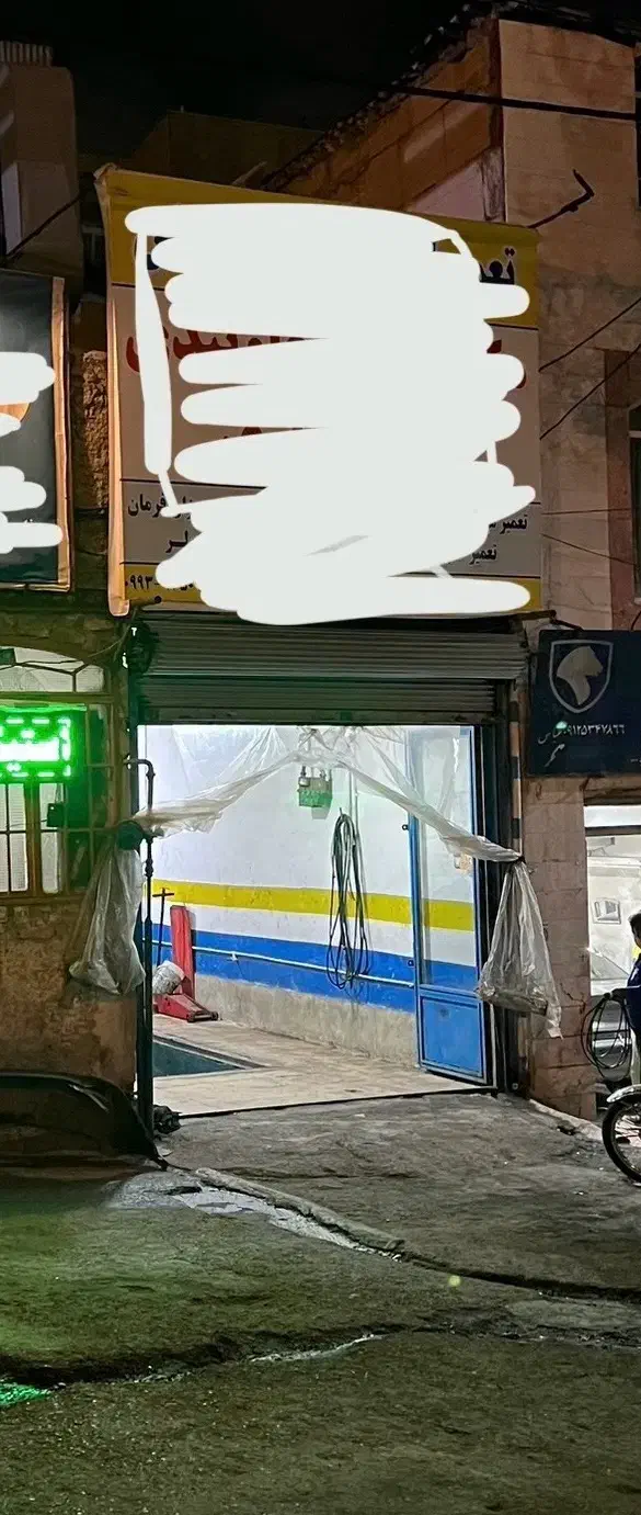 مغازه بر استخر ۴۵ متر بر سه متر