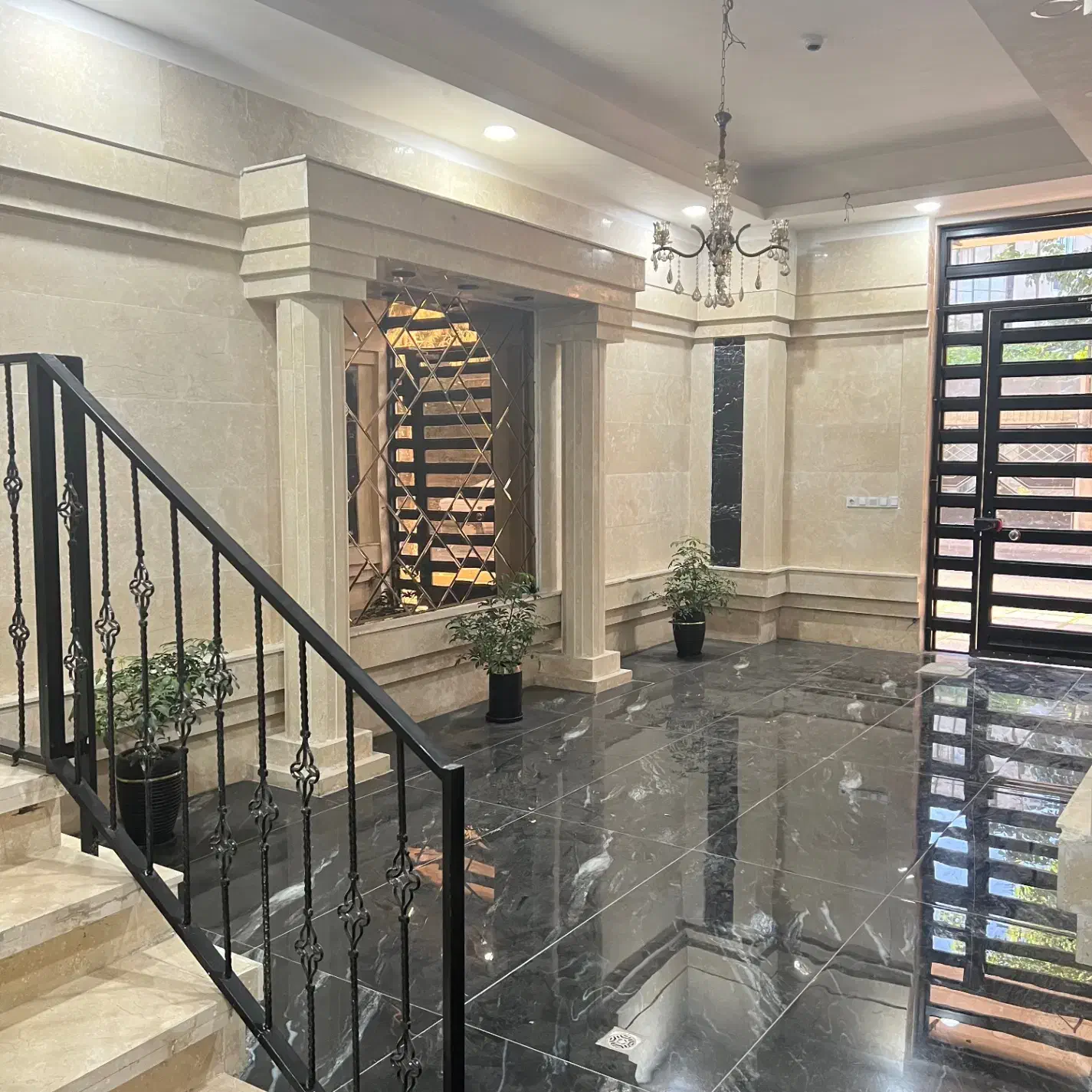 اپارتمان منظریه چهارم شرقی ۱۱۵متر نوساز