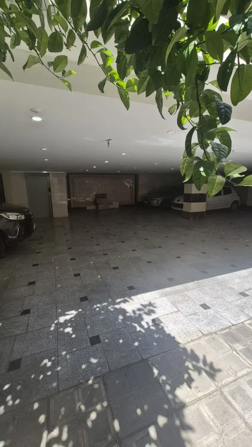 ۱۰۰متری دو خوابه فول مترو کمیل  کمالی  خرمشهر