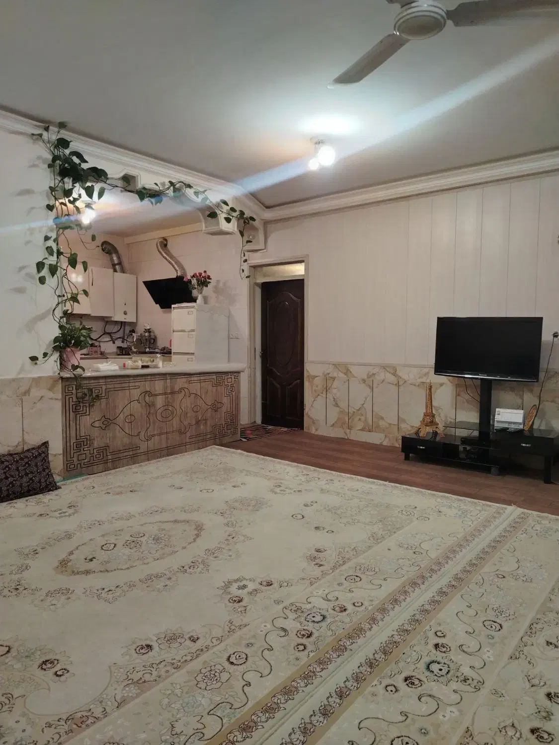 فروش یک واحد منزل مسکونی