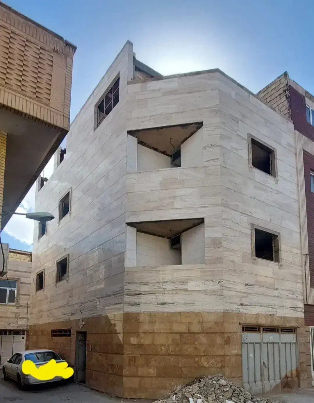 آپارتمان بصورت یکجاچهارواحدصفرتک واحدی دونبش پرنور