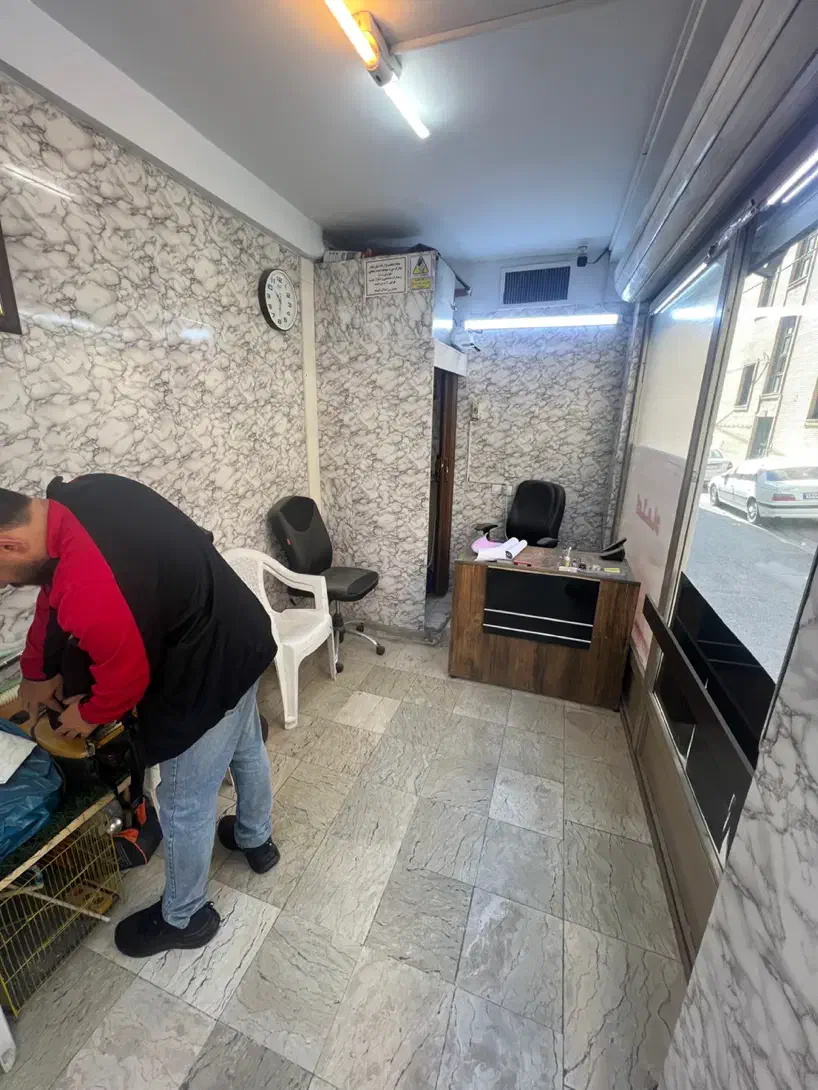 مغازه ۱۴ متری فروشی ملکیت