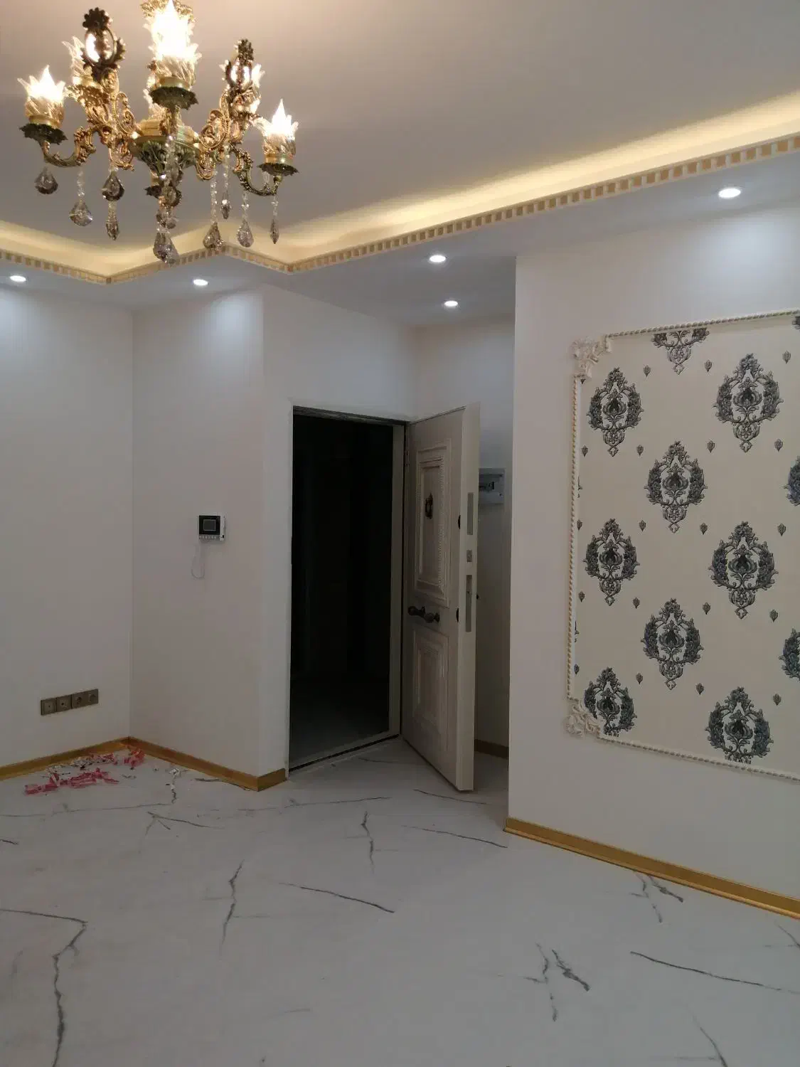 آپارتمان 85متری بسیارلوکس 2سال ساخت