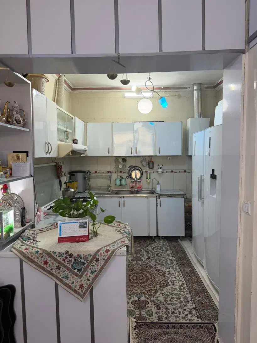 ۷۵ متر دربست امام‌خمینی