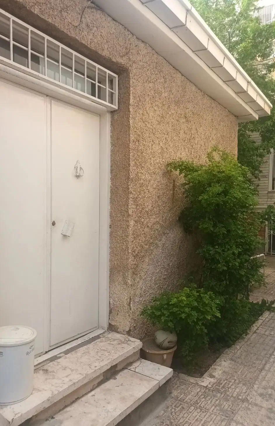 اجاره حیاط ویلایی ولیعصر جنوبی آذری