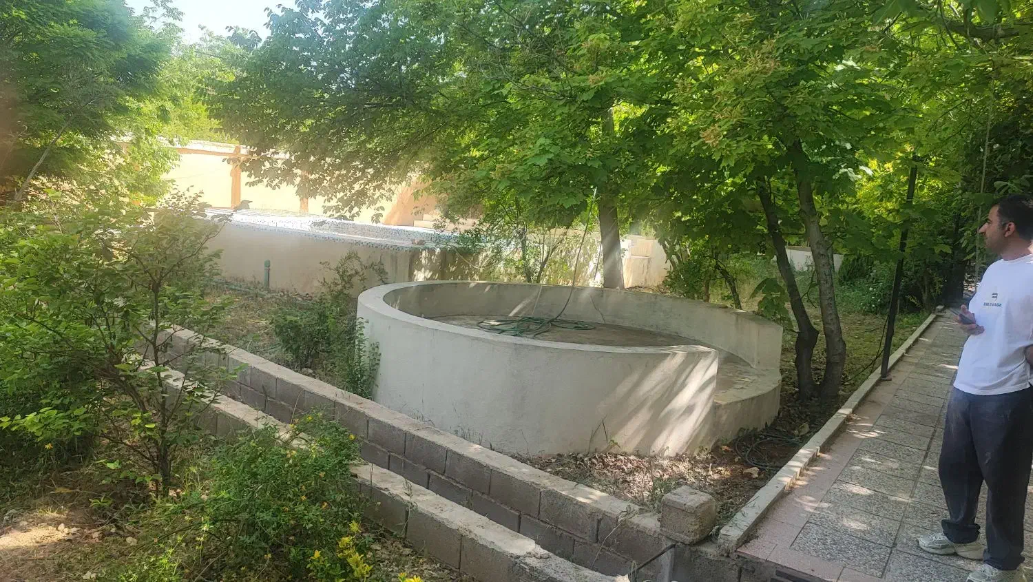 باغ 570متری قصردشت