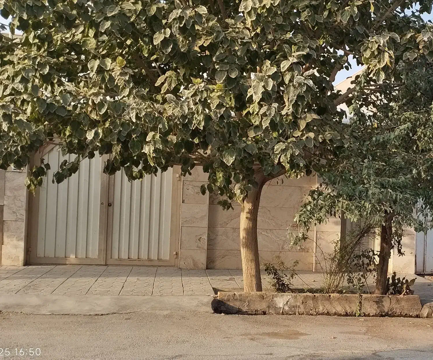 فروش منزل مسکونی (زمین مشاع)