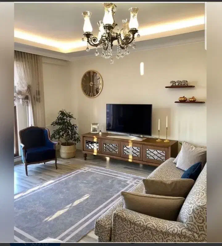 79متر طبقه اول