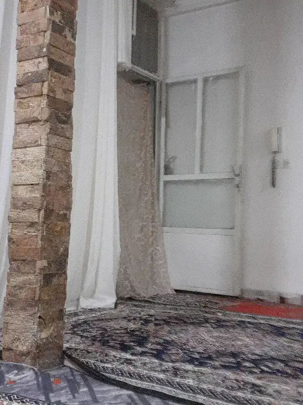 خانه با وسایل اجاره داده میشود