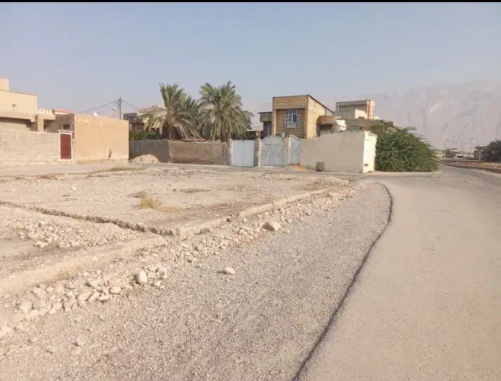 زمین فروشی سه نبش