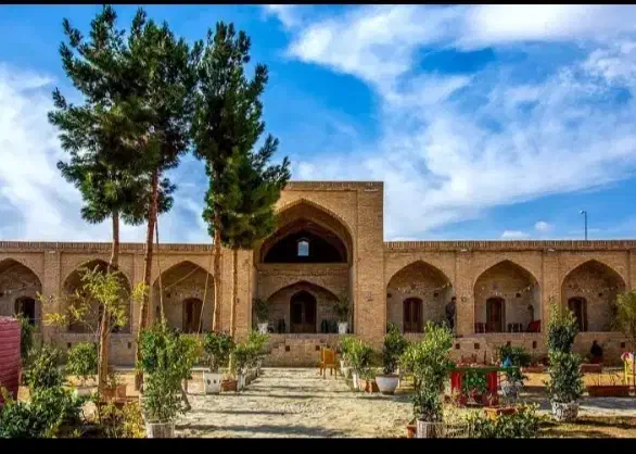 اسکلت ساختمانی دوراهی زالی