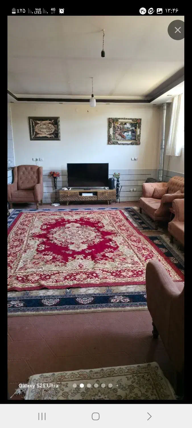 خانه دوطبقه و یک اتاق بزرگ طبقه سوم
