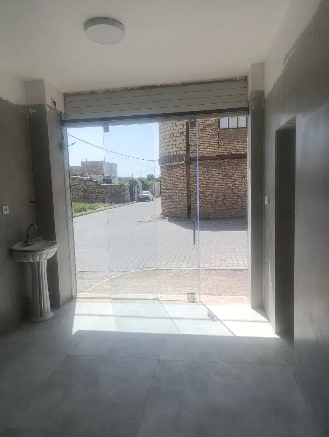 مغازه برای رهن و اجاره با تمام امکانات