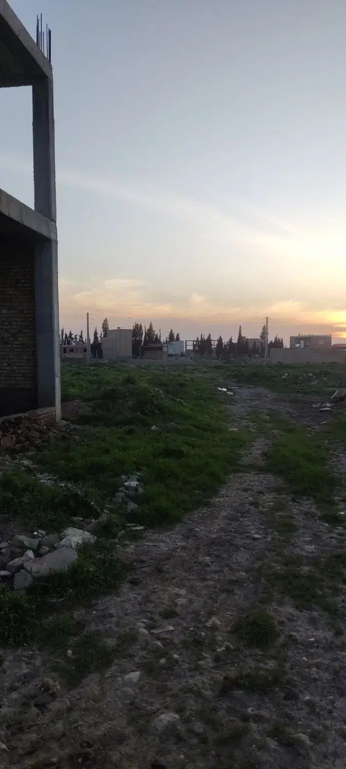۲۰۰ متر زمین مسکونی