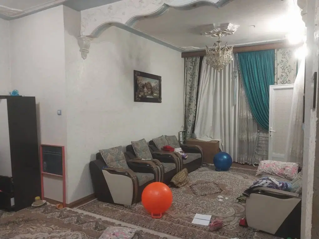 ۱۴۰متر۲خواب همکف دربست بدون پارکینگ جعده لا تیرآهن