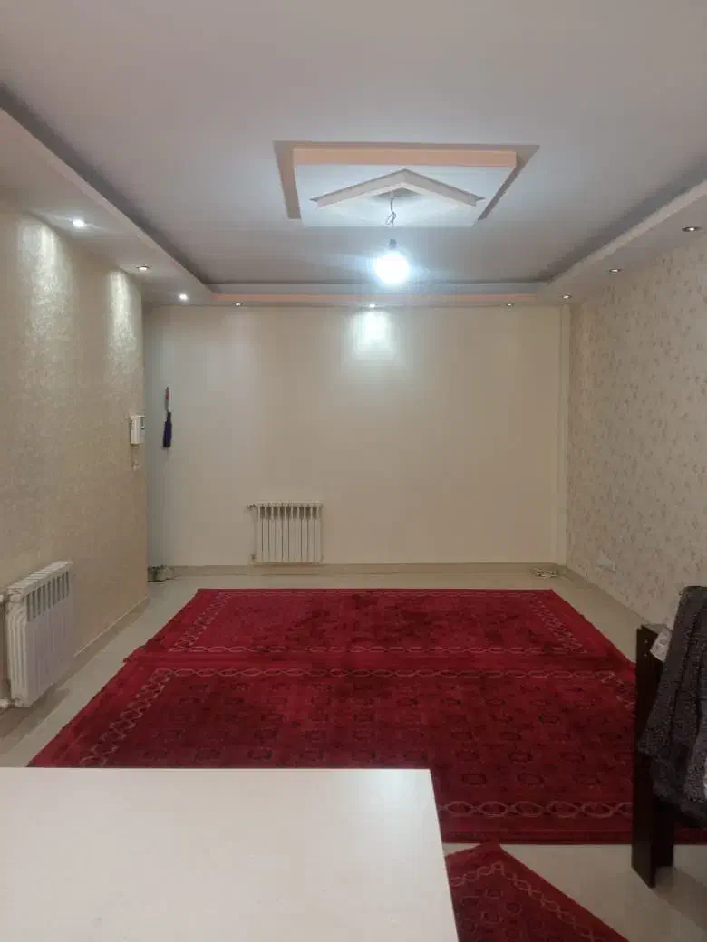 65 متر یک خواب فروشی