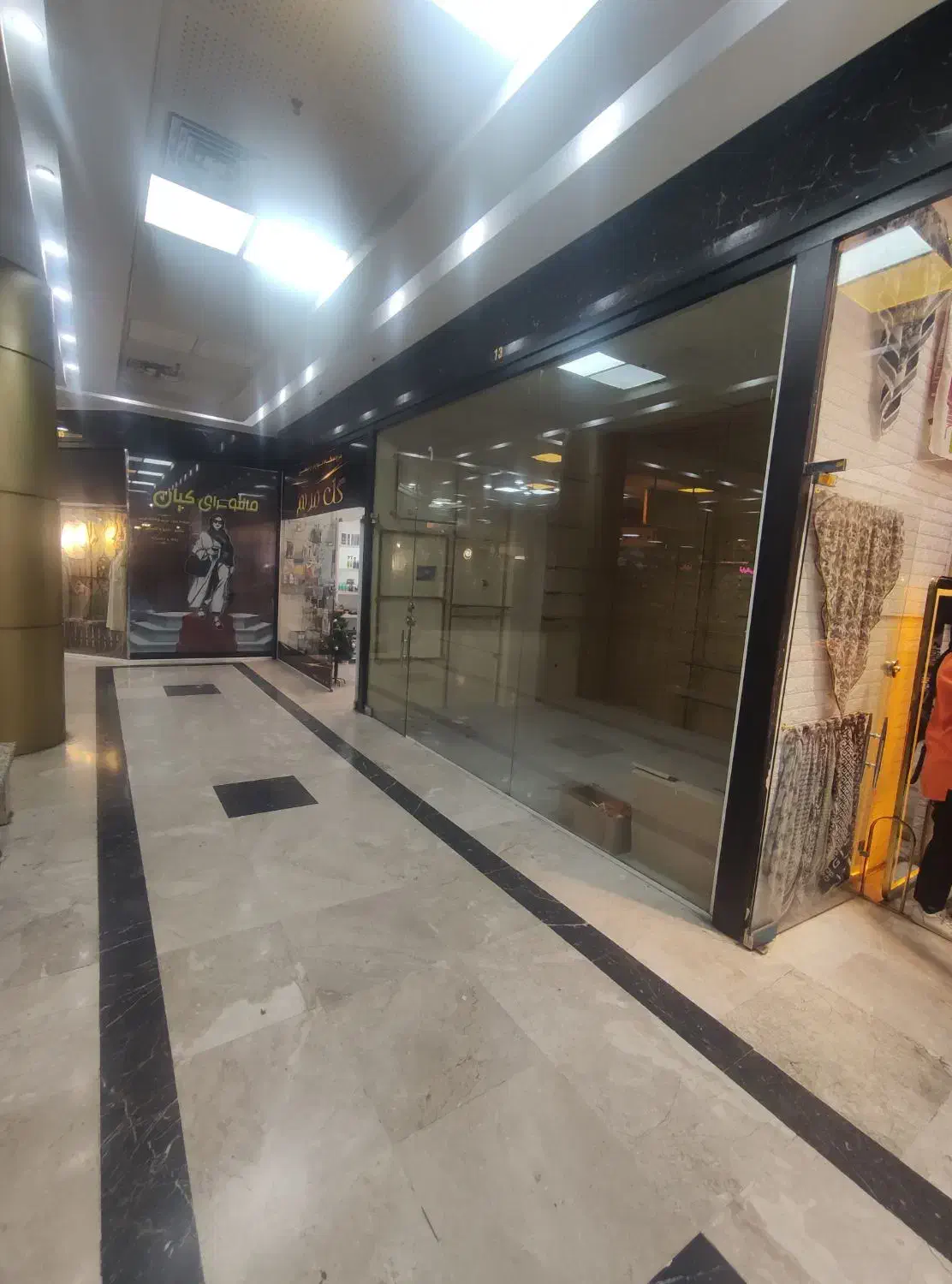 مغازه ۲۵متری همکف پاساژ سهند