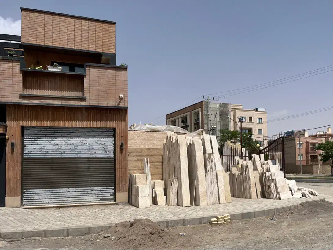 مغازه اجاره ای_ ۲۵ متری_ بر دوم امیرالمومنین