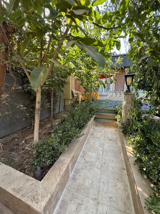 ۳۰۰ متر کردان