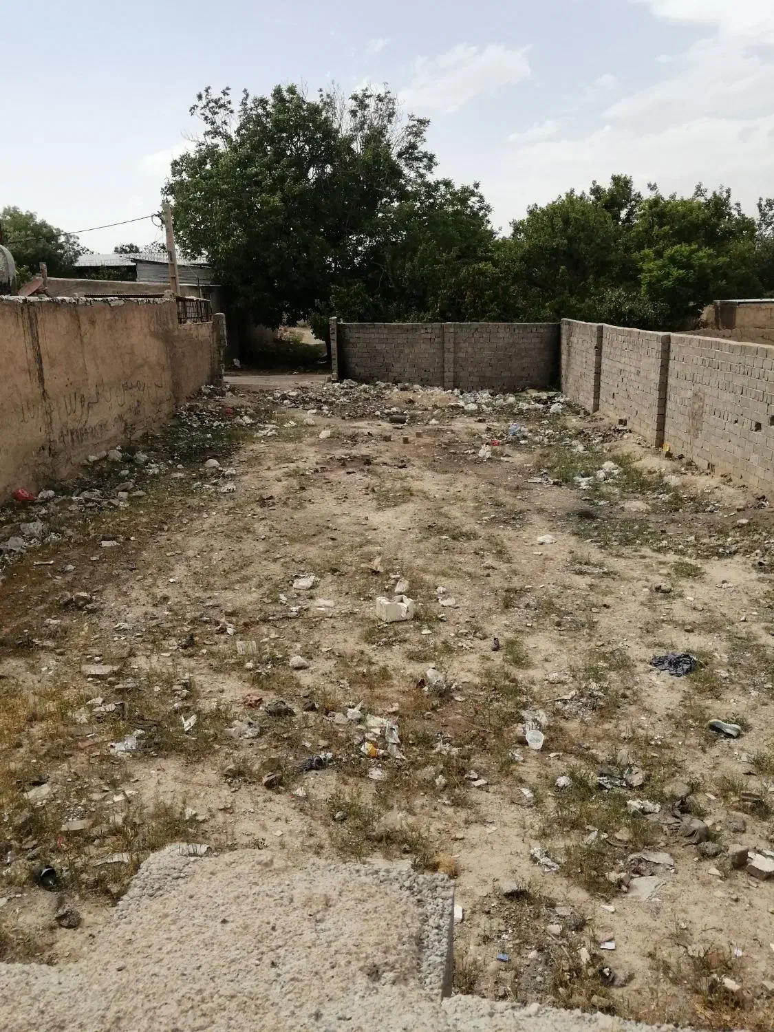 زمین مسکونی