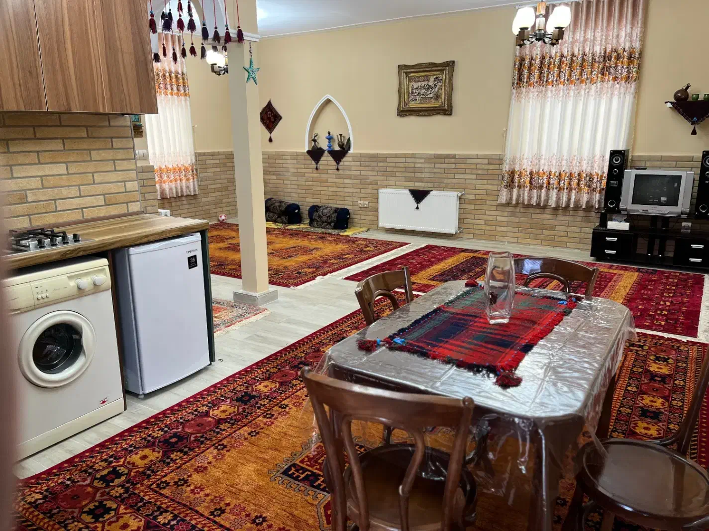 ویلای لوکس در باغ لاکچری