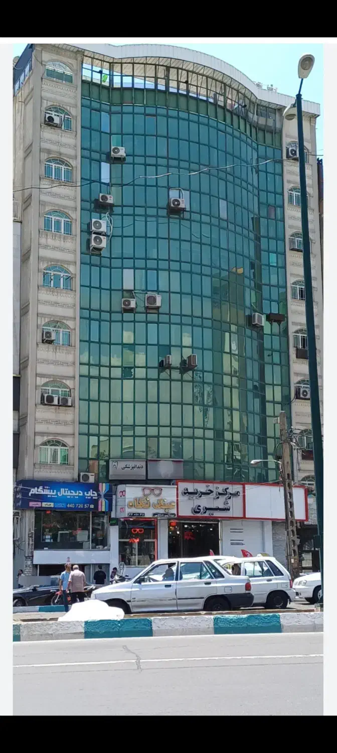 ۴۳ متر تجاری فلکه دوم‌صادقیه