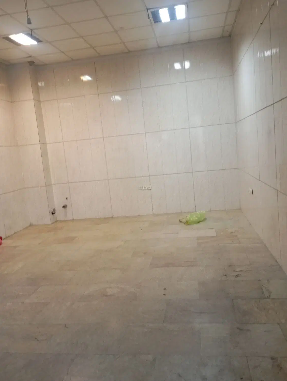 مغازه رهن و اجاره در اتابک