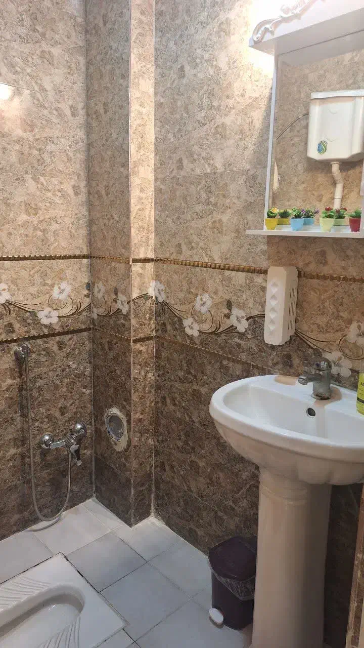 واحد ۹۰متری ۲ خوابه