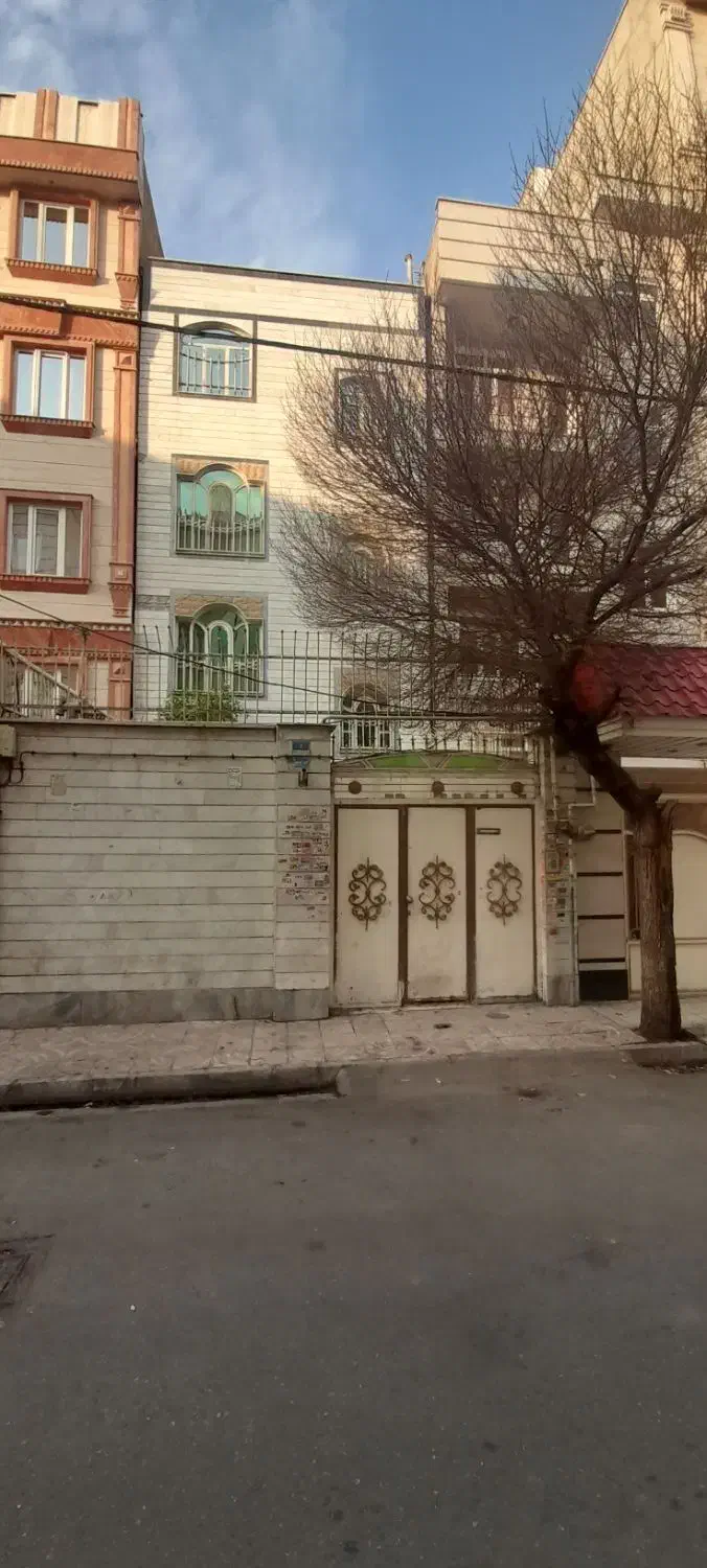۴ طبقه شمالی فروش  فوری