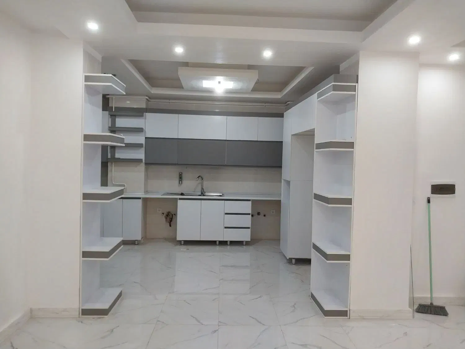 رهن کامل یک واحد اپارتمان دوکله
