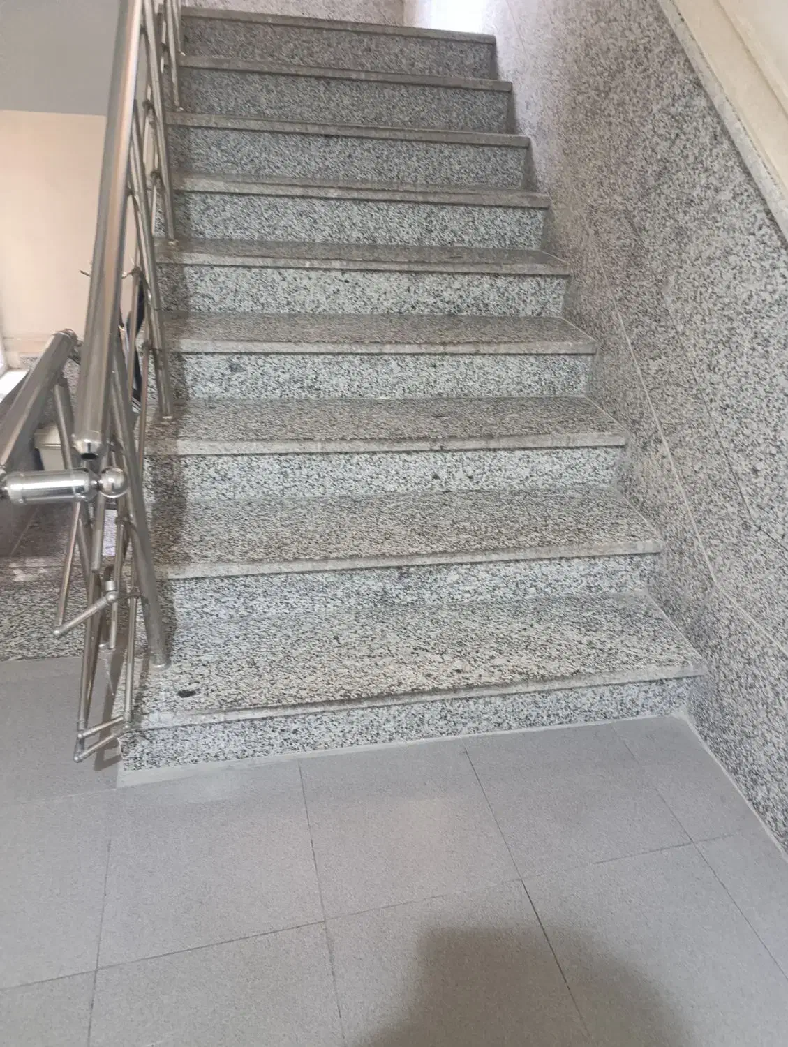 فروش ساختمان چهار طبقه