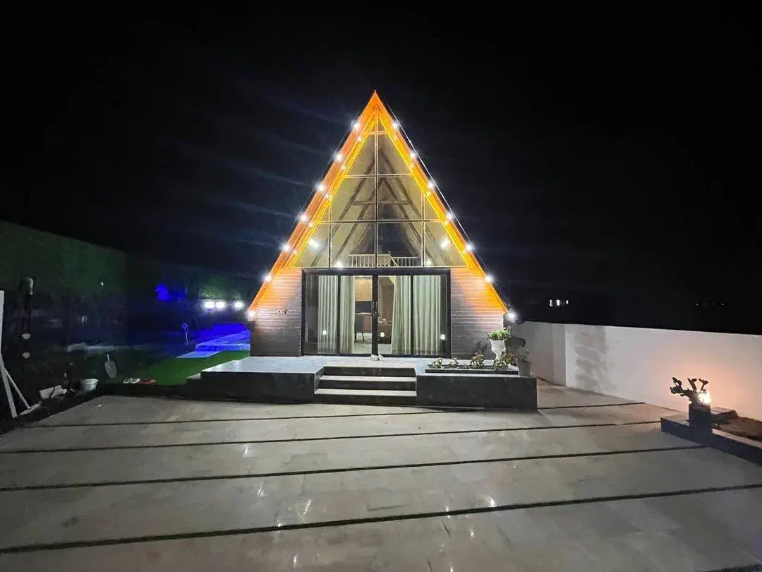 کد۶-کلبه با استخر جکوزی