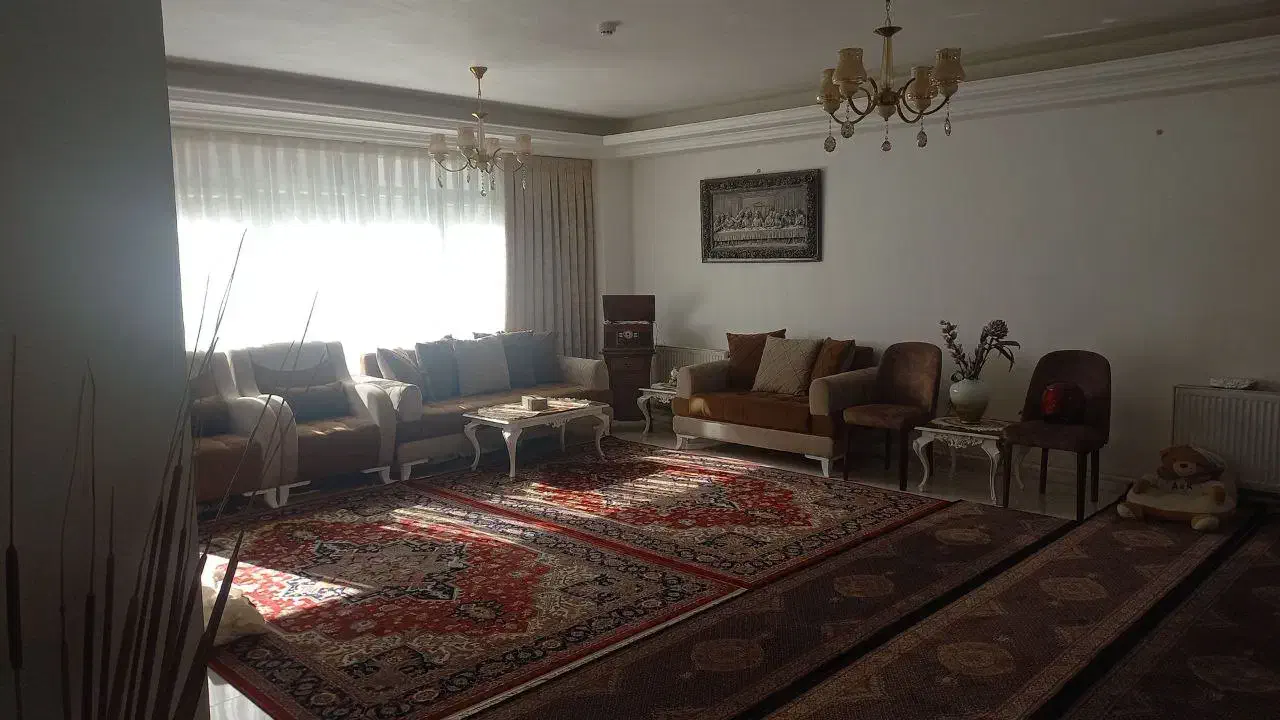 واحد 90متری در شهرک سفیرامید