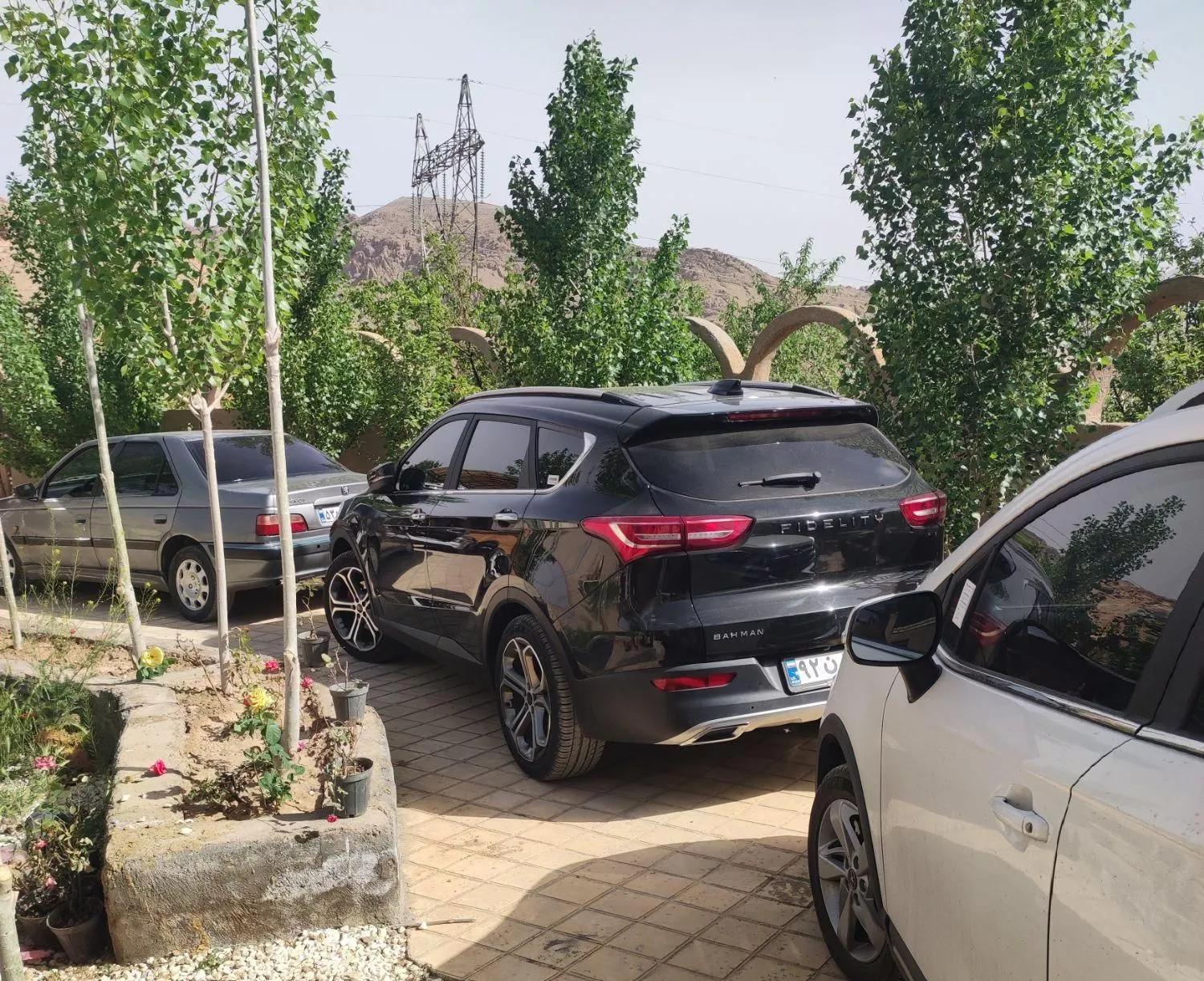 اقامتگاه باغ ویلا خانه بوم گردی کاشان برزک