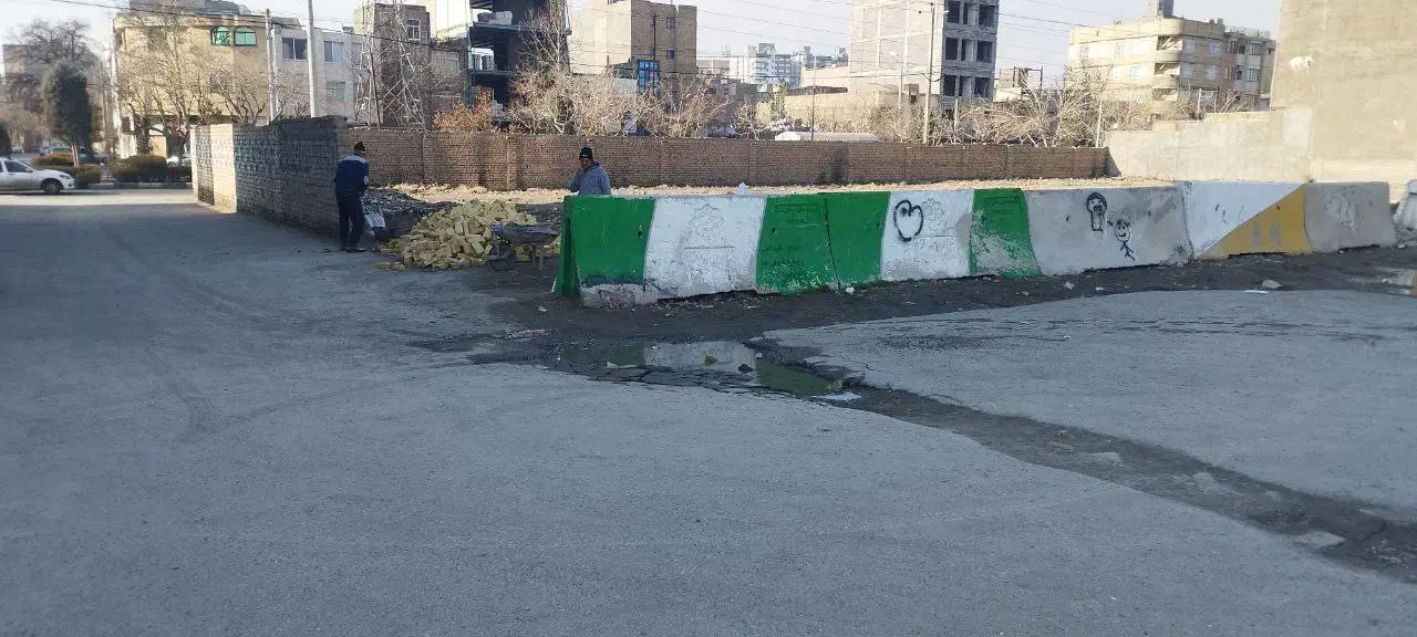 ۱۳۵۰ متر حاشیه بلوار محمد زاده