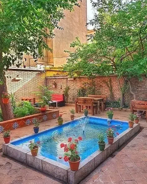 ویلایی کلنگی ۳۳۰ متر حاشیه ثامن