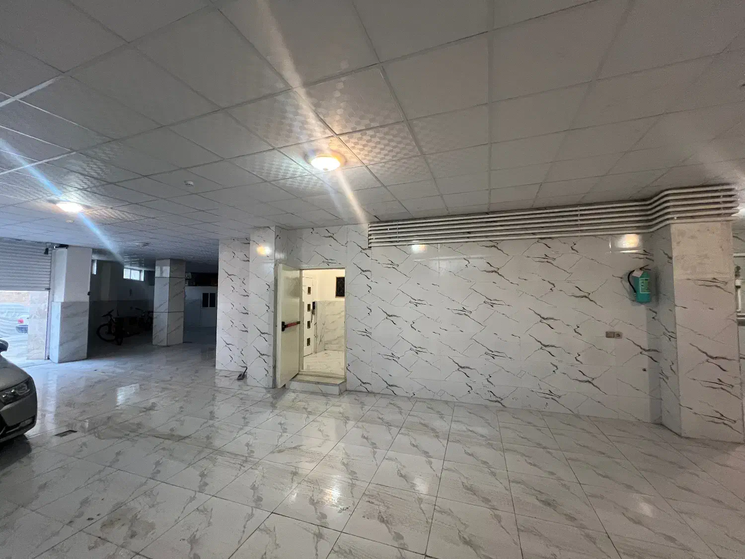یک واحد درجه یک در مرکز شهر
