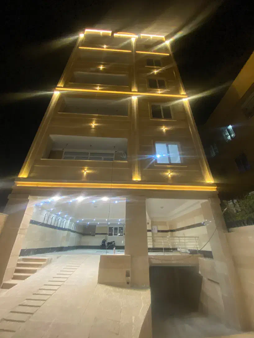 ۷۳ متری خیابان مطهری سنددار