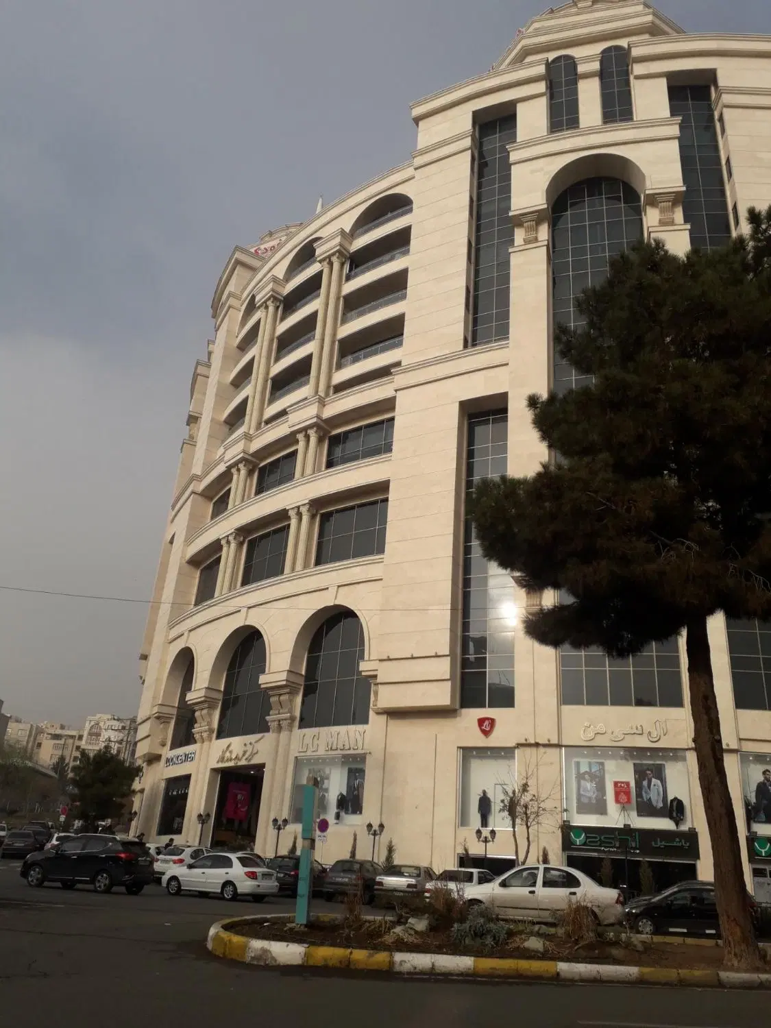 همکف برج ماندگار