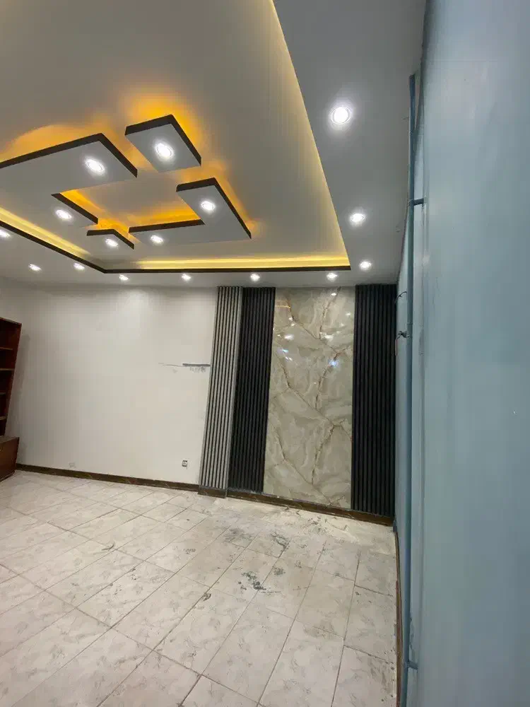 فروش یک باب مغازه تجاری باسازی شده