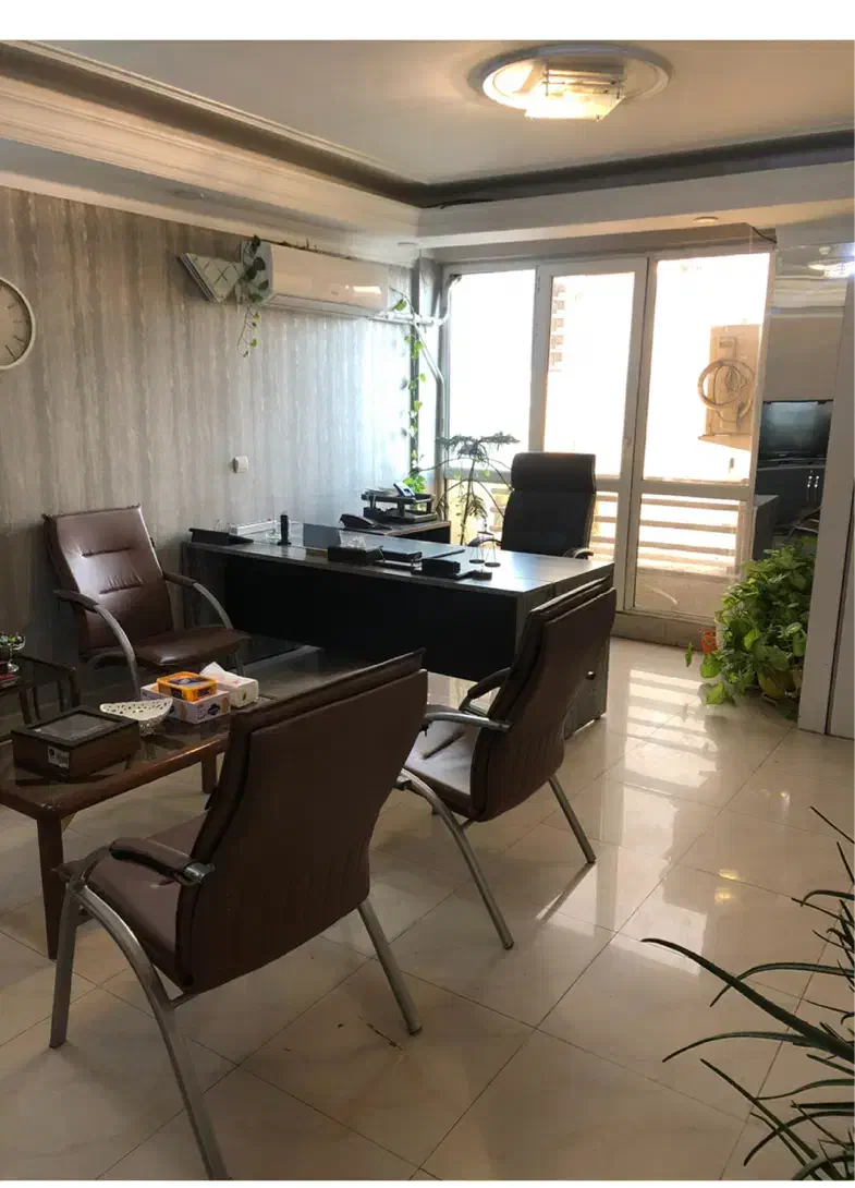اجاره یک اتاق در دفتر وکالت