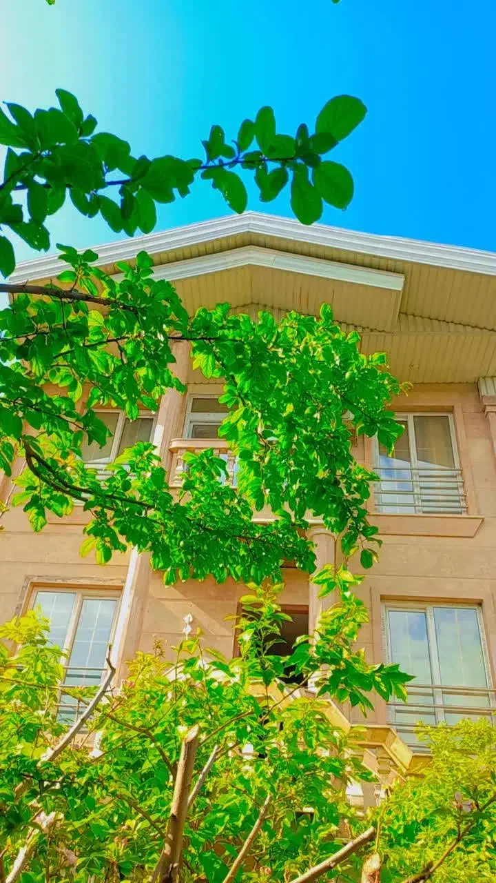 فروش آپارتمان عالت ۱۷ فرشید منوچهری