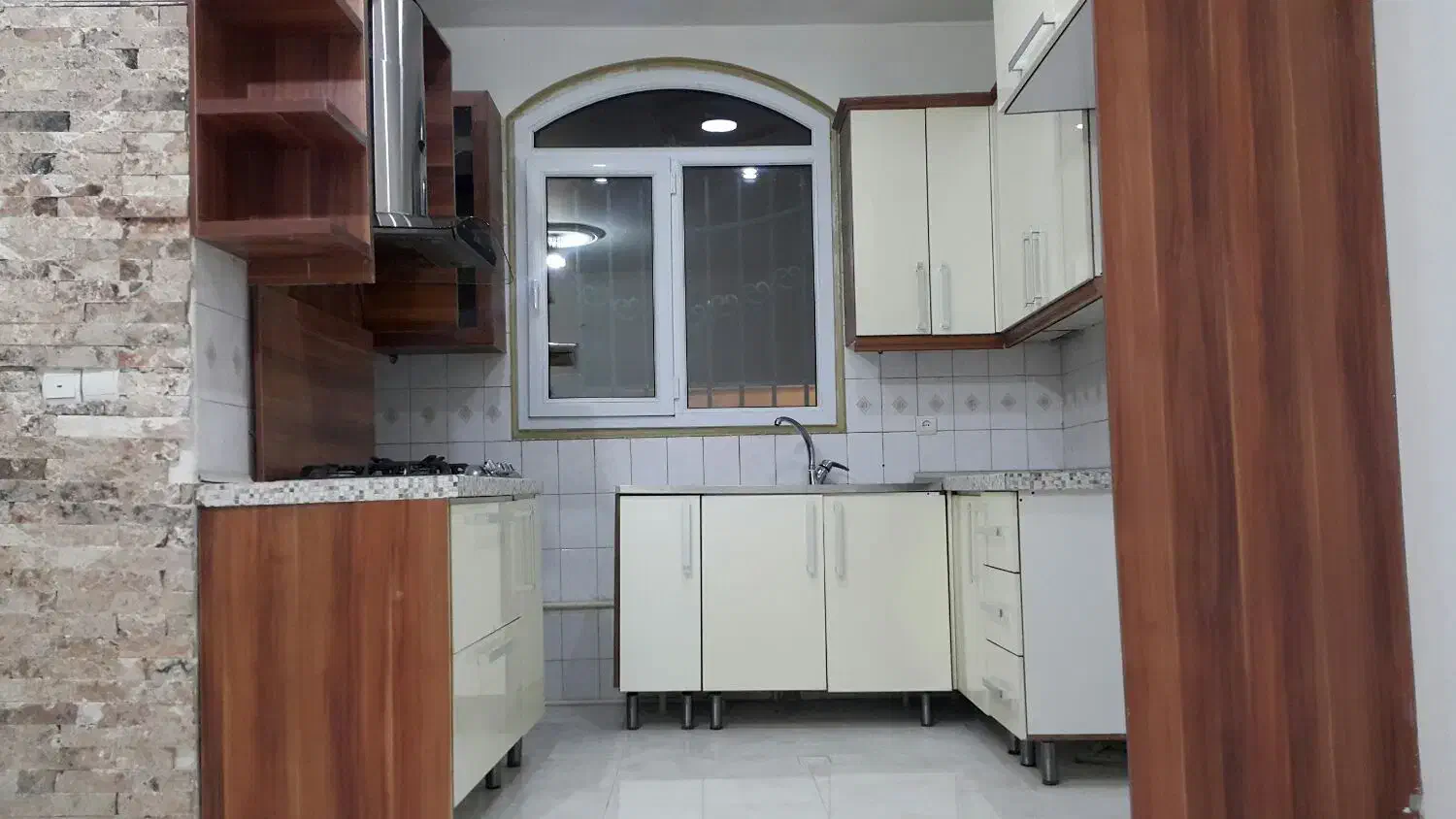 آپارتمان ۴۰ متری تک واحدی همکف