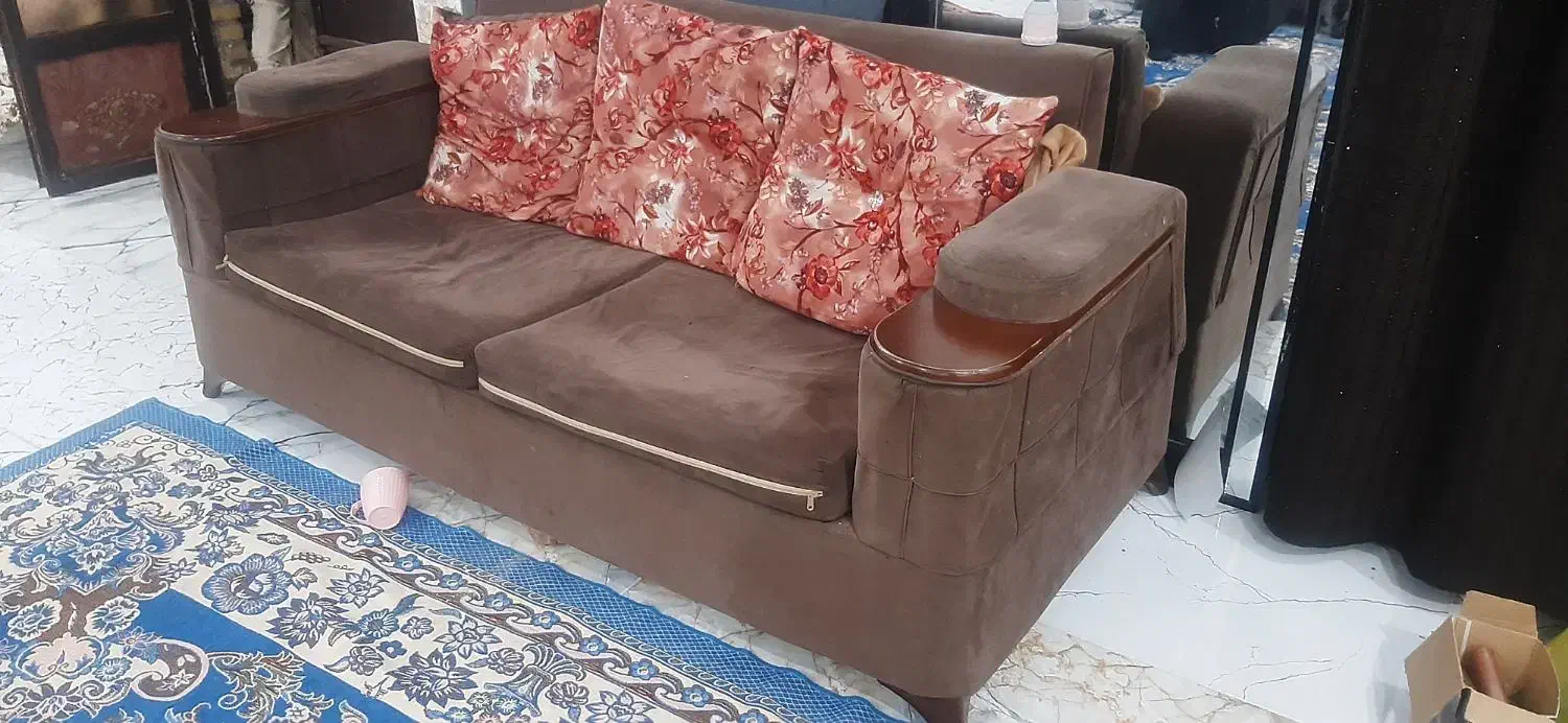 یک باب منزل مسکونی واقع درکشاورزه ۹ عباره